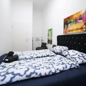 https://comfort-triple-room-js.vienna-besthotels.com